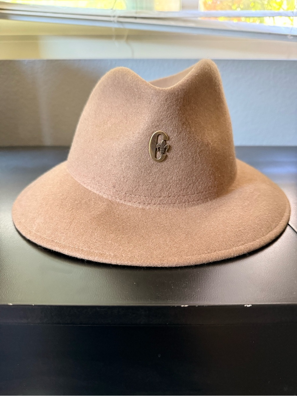 Vintage Conte of Florence wool hat
Made in Italy • 100% wool